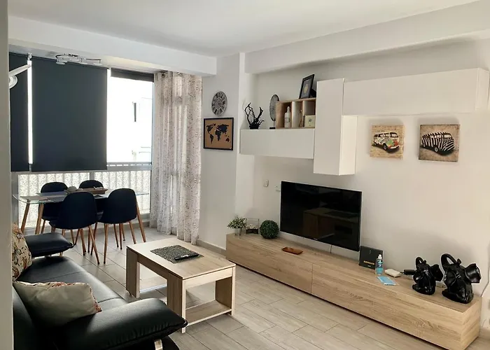 Sunset Avenida Apartment *