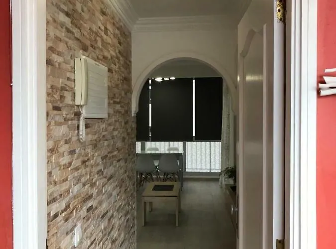 Sunset Avenida Apartment *