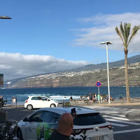 Sunset Avenida * Puerto de la Cruz (Tenerife)